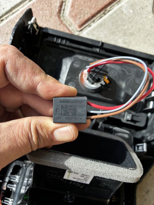 Grila ventilatie aer spate cotiera audi q5 fy 80a863324 80a819203