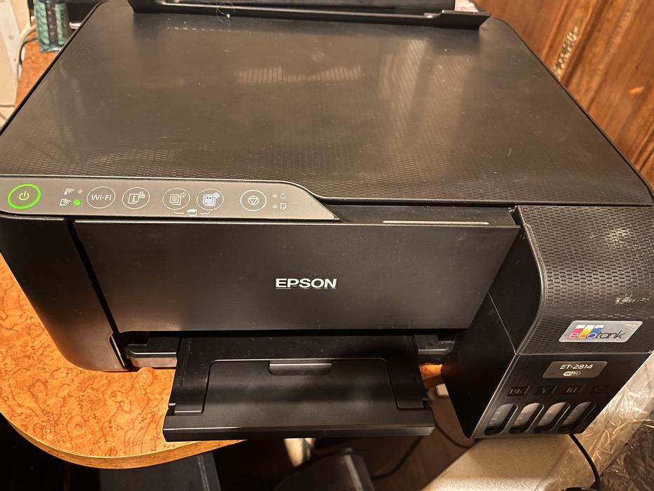 Se vinde multifunctional Epson din poze