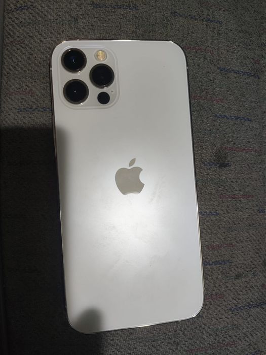 Продам iphone 12 pro