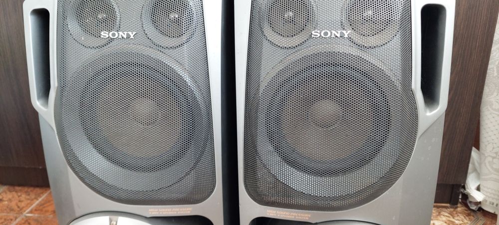 Boxe Sony SS XB 800AV si Amplificator Technics SU 8077 Podoleni • OLX.ro