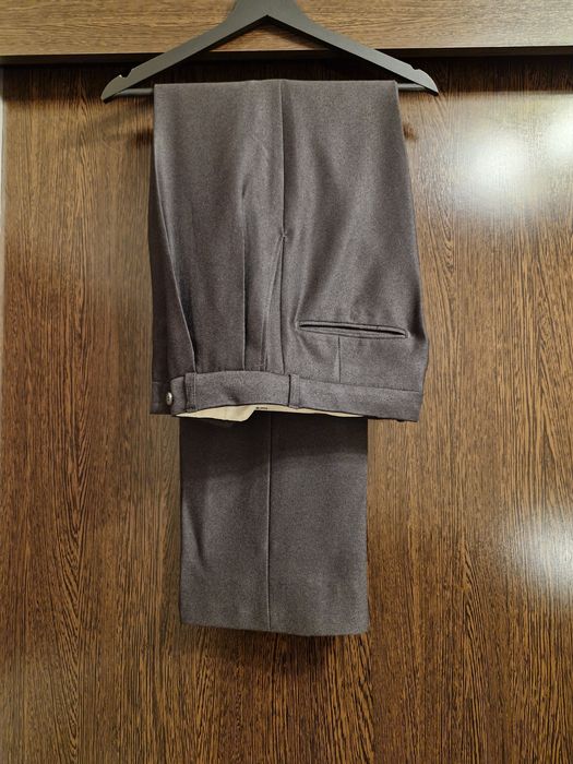 Costum barbatesc M&S (Marks & Spencer) din gama Senfoni 3 piese
