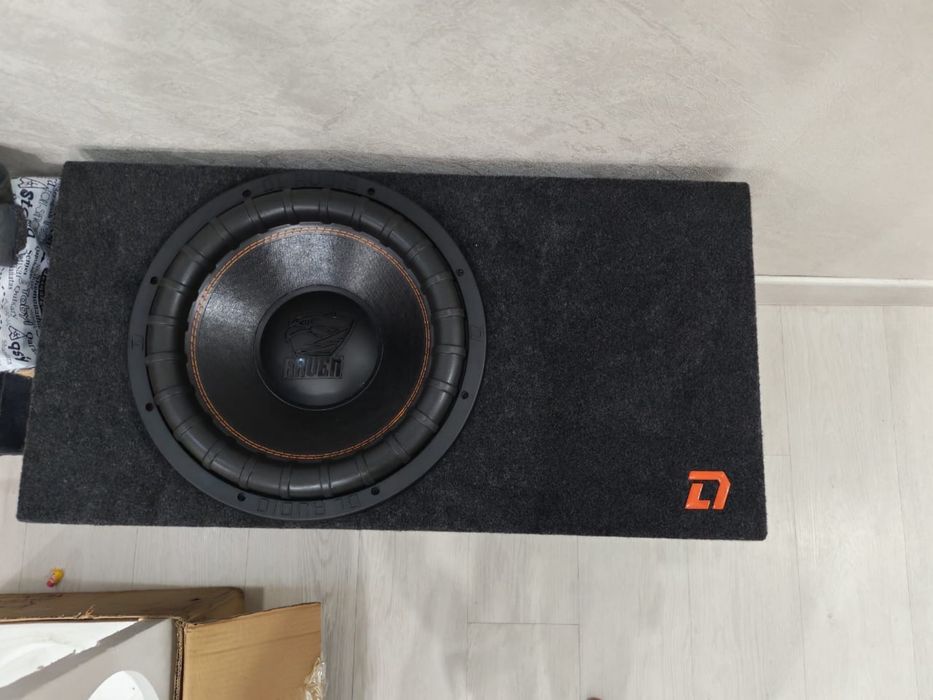 Продам сабвуфер рейвен 15