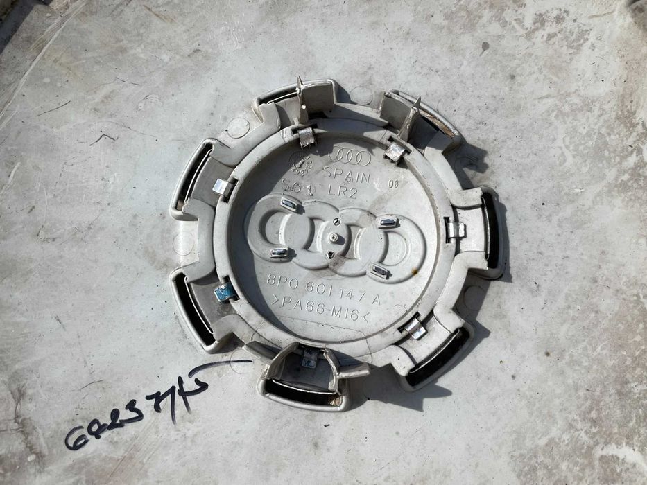 16 цола Тас за Ауди А3 А4 Audi A3 A4 Оригинал 8P0601147A