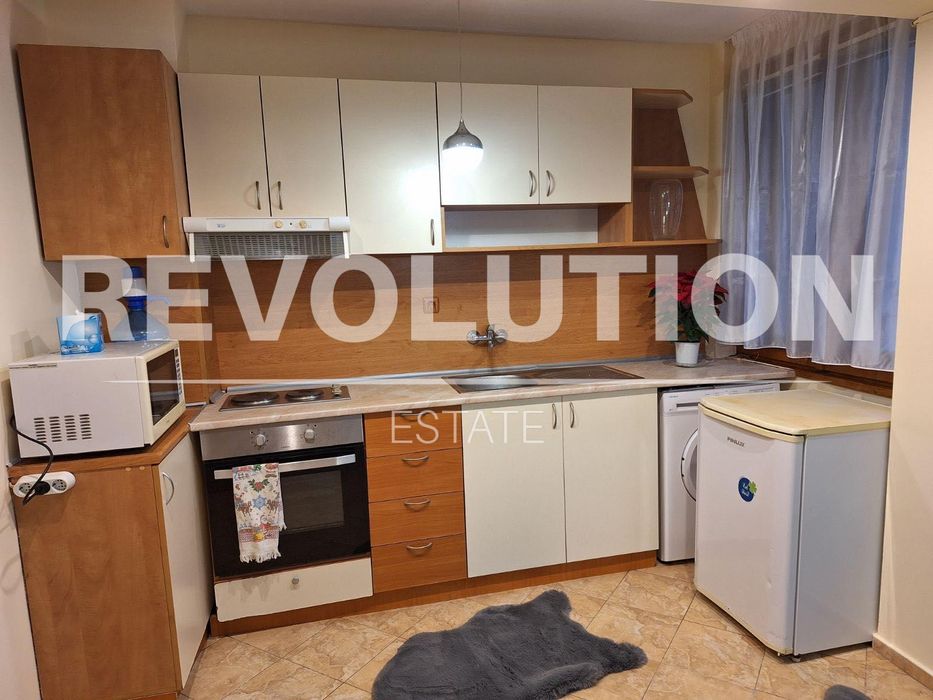 Дава се под наем Двустаен апартамент в Варна, Генералите - 54 кв.м за 500 € - Снимка #3