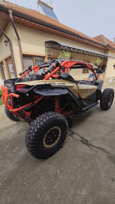 Maverick x3  XRS  an 2018 8600km