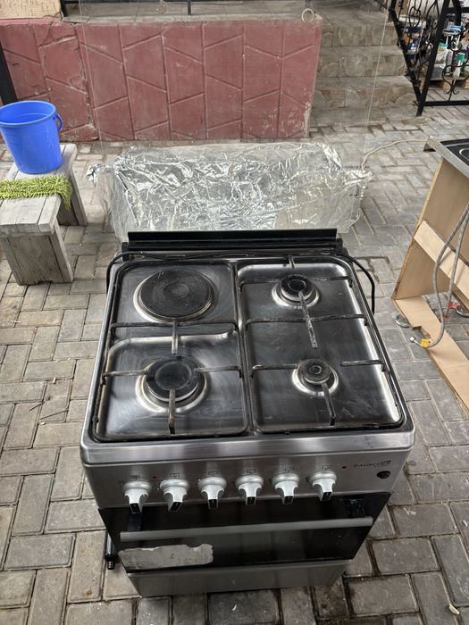 Продам газову плиту Dauscher