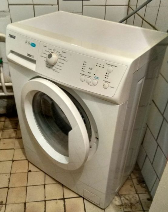 Стиральная машина Zanussi