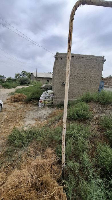 Qurilishi tugallanmagan uchastka