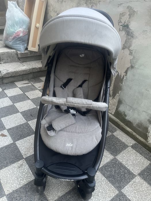 Детска количка Joie