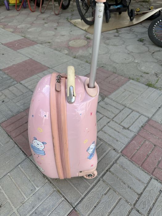 Продается детский чемодан для девочек