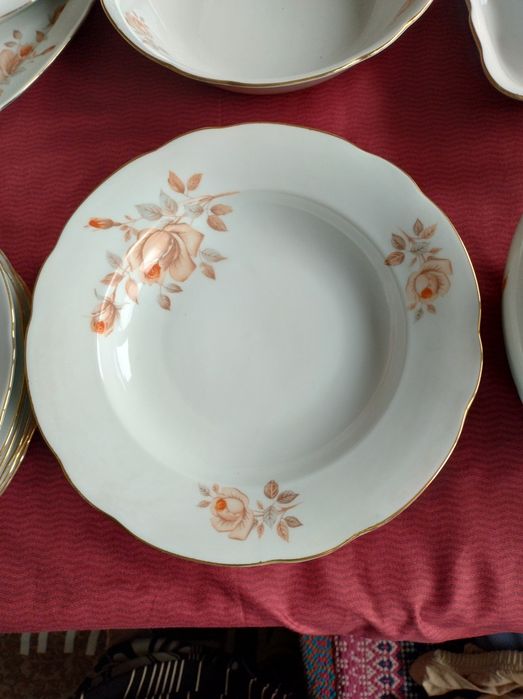 Set de masă din porțelan pentru 6 persoane, 40 buc