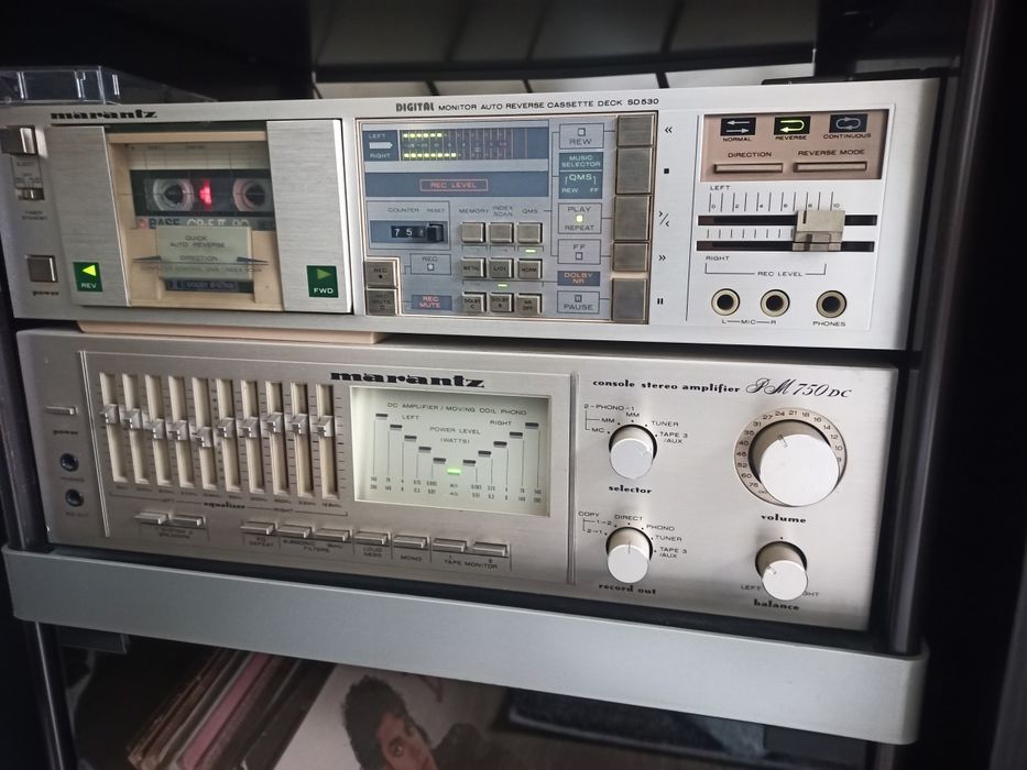 Marantz усилвател