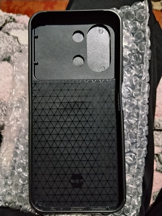 Продаю челох на Redmi 15C