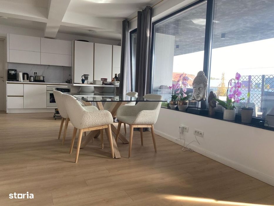 Chirie apartament exclusivist cu 4 camere, lângă Pădurea Băneasa