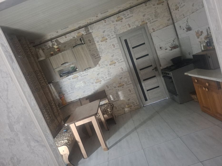 Дом уч кахрамон 6 км