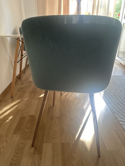 Scaune catifea turcoaz