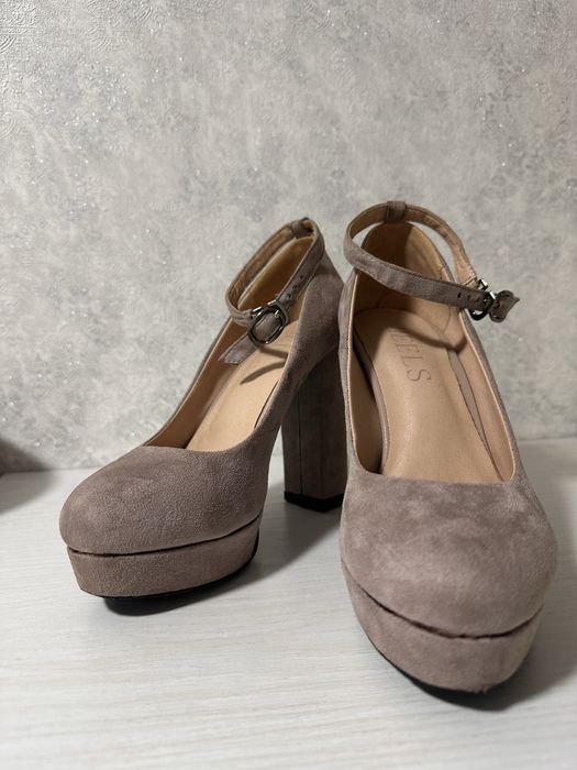 Туфли  замшевые