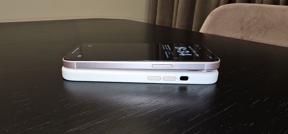 iPhone 15 с гаранция