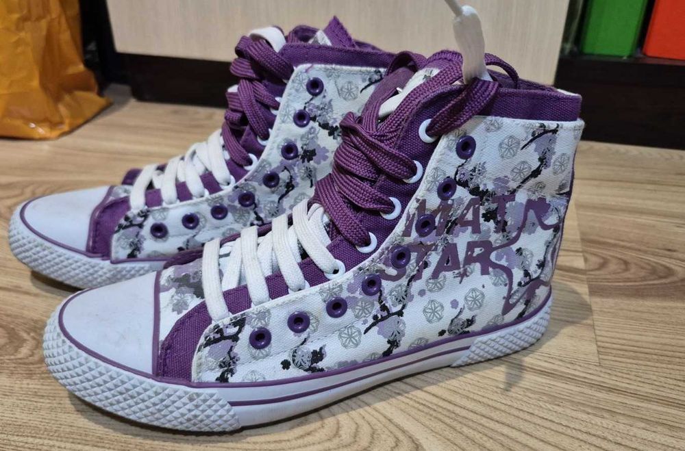 Спортни обувки, кецове- номер 38