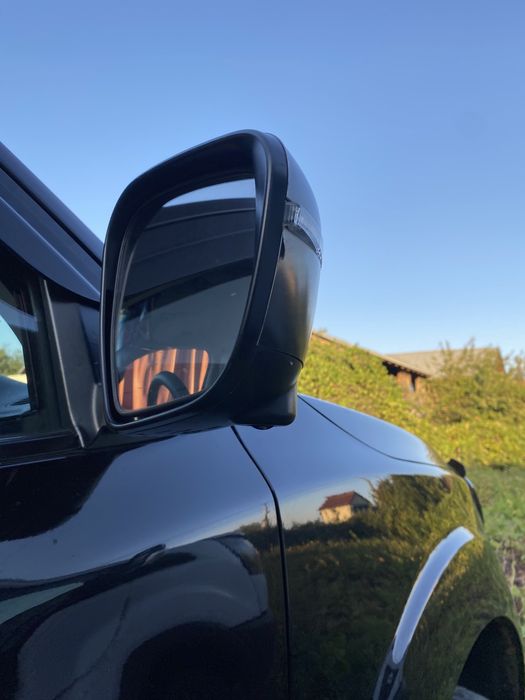 Oglindă dreapta  cu cameră Nissan Navara  D23  2017