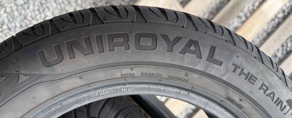 2бр 185/60/14 на 6мм  Унироял