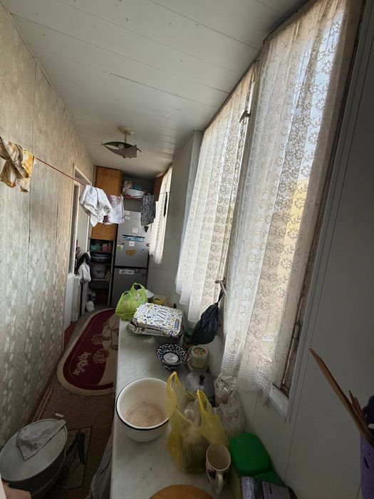 1в 2/3/4 на Юнусабаде-18, кирпич. 42 кв.м.