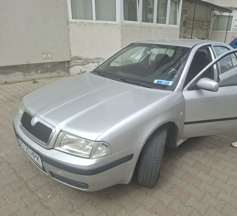 Vând skoda Octavia