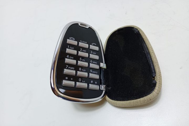 Consola  centrala telefon A2218230050 Mercedes-Benz S-Class W221