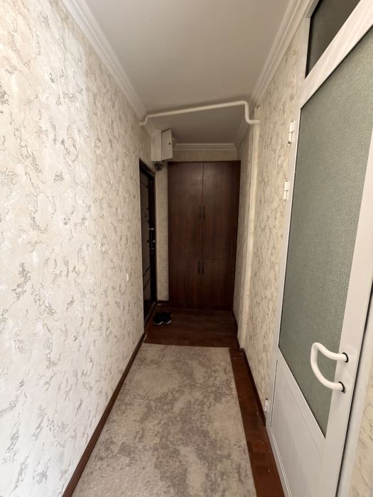 Продаётся уютная 2-комнатная квартира на 1 этаже.