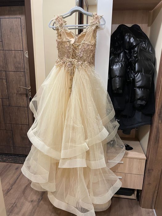 Уникална бална рокля