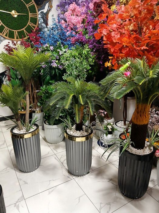 Sun'iy gullar va daraxtlar. Tropik gullar.