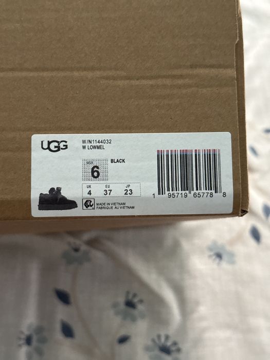 UGG Lowmell Negrii marimea 37