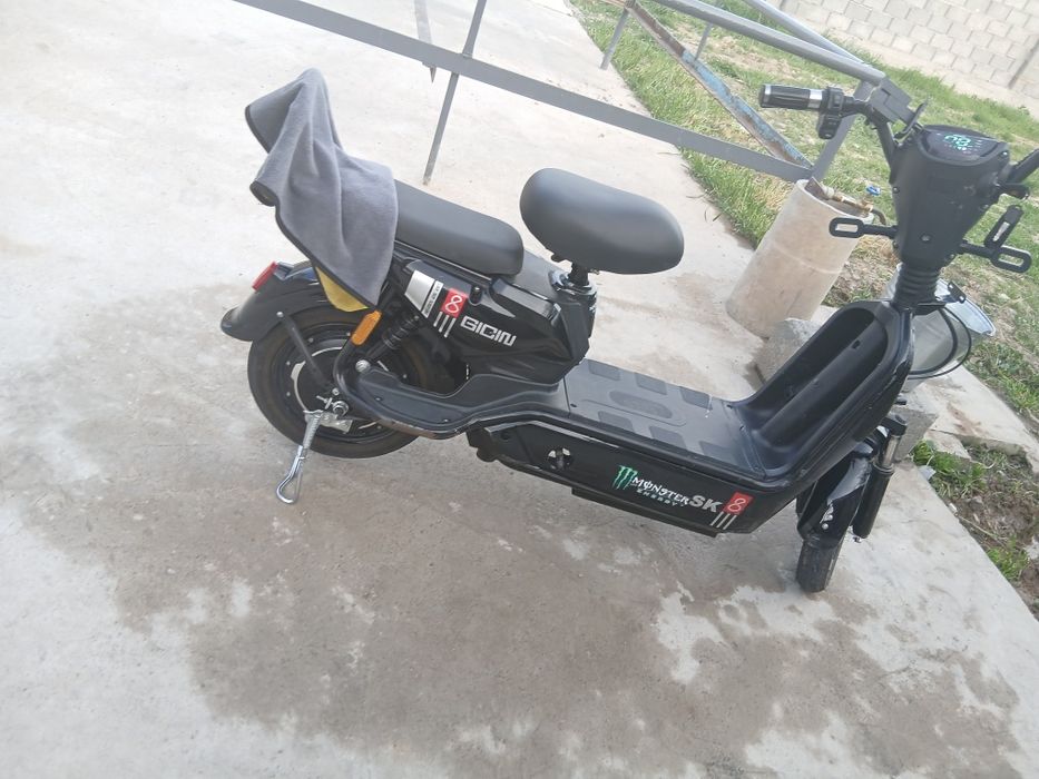 электронный скутер ск8