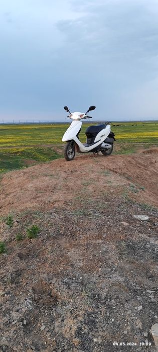 Скутер Honda dio
