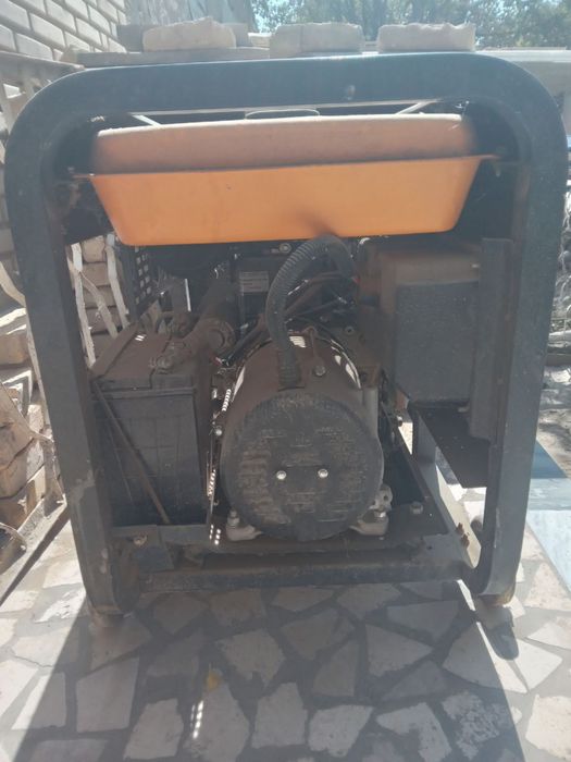 Движок продается