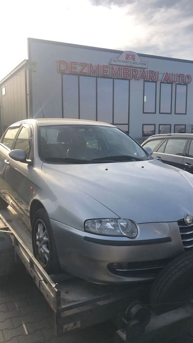 Dezmembram Alfa 147 1.6 B an fabr. 2005