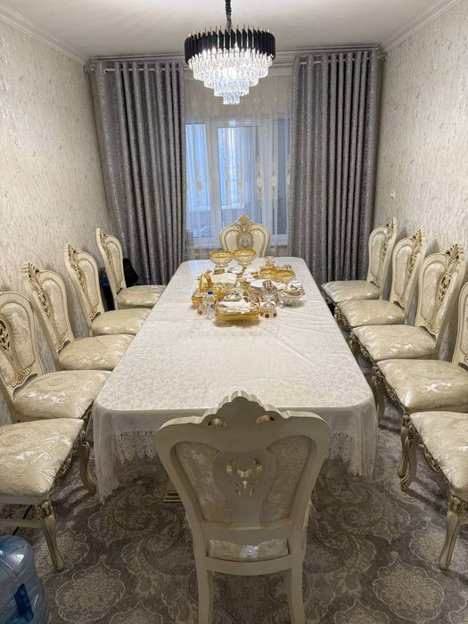 Mehmonxona uchun 12 kishilik stol va stul