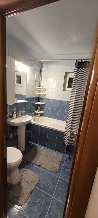 Inchiriez Apartament 3 camere 2bai CT Dristor