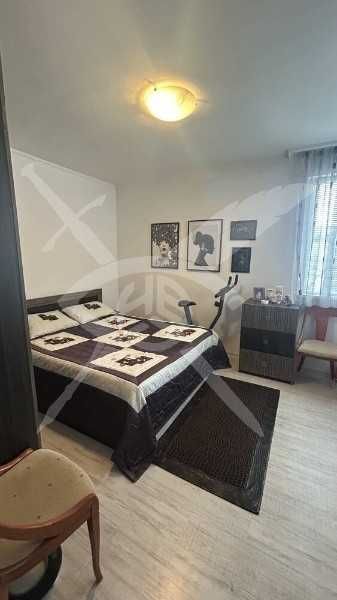 Продава се Четиристаен апартамент в Бургас, Възраждане - 100 кв.м за 1400 €/кв.м - Снимка #6