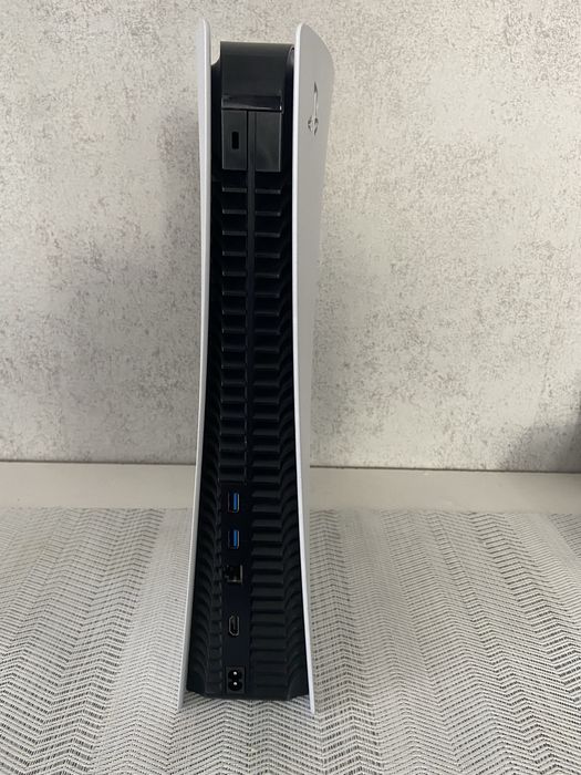 Конзола PS5 Digital Edition White