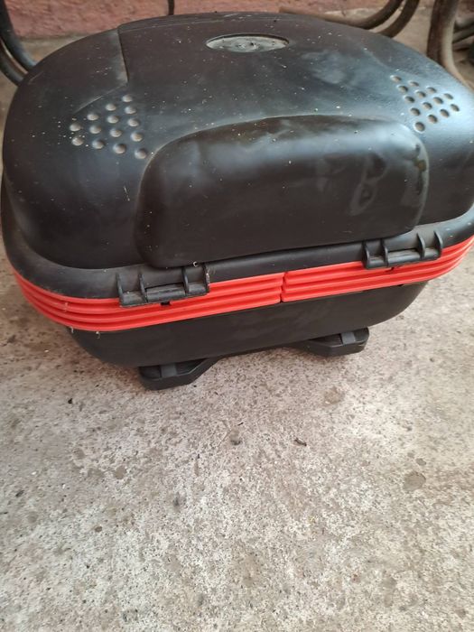 Куфар  и каска за мотоциклет