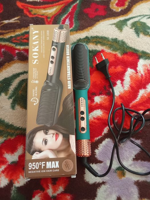 Продам расчёску выпрямитель.