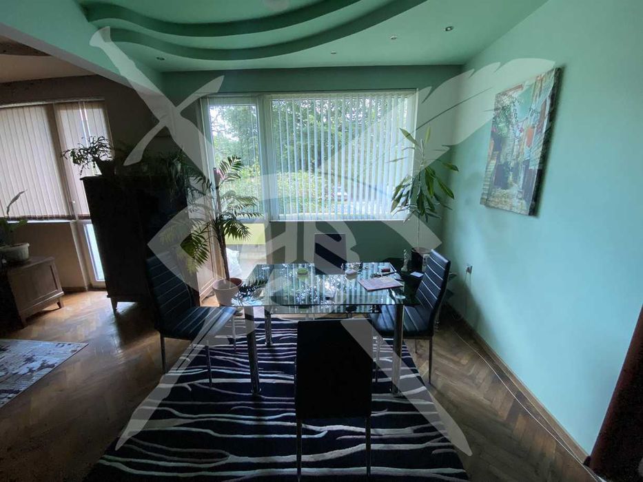 Дава се под наем Четиристаен апартамент в Варна, Общината - 120 кв.м за 1000 € - Снимка #3