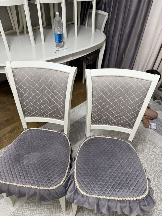 Стол со стульями продам срочно