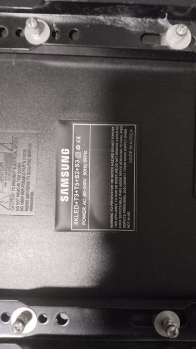 Samsung 32 TV sotiladi Smart emas oddiy