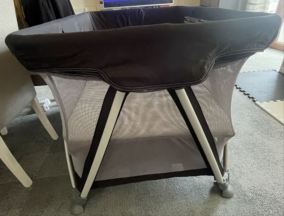 Patut pliabil Nuna Sena negru