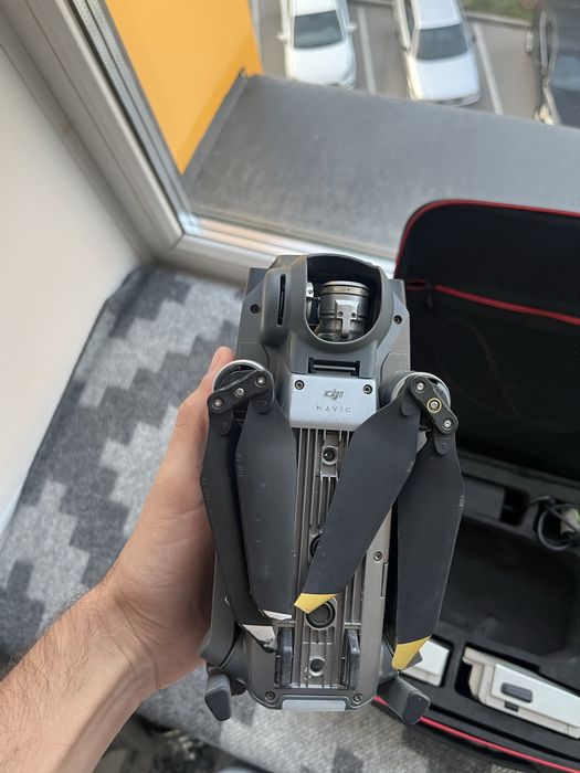 Продаю дрон DJI Mavic pro