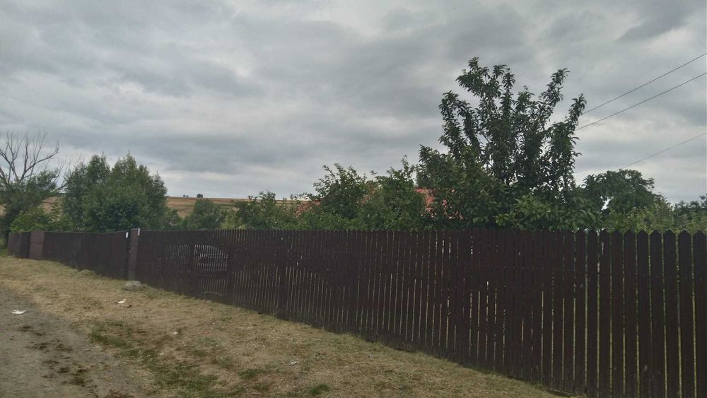 Vând casa in Podu Turcului