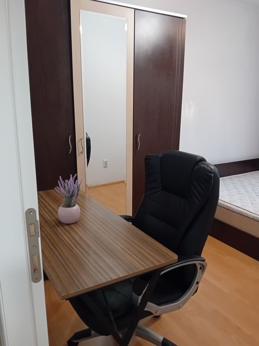 Ofer spre închiriere apartament 2 camere Crangasi/4 min.Metrou Crangasi/zona liniștită
