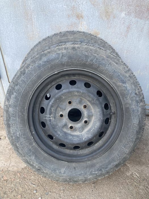 Продам колеса с дисками летний на 14